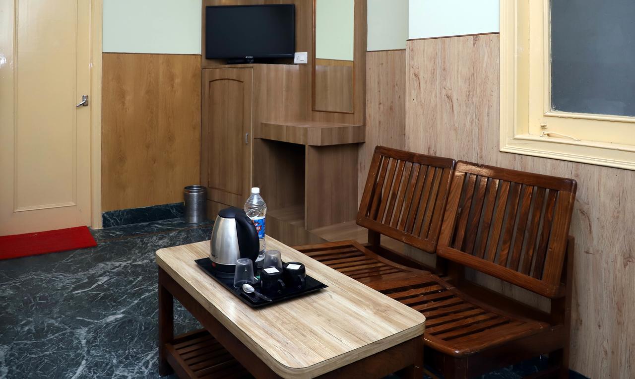 Oyo 22075 Hotel Bali Palace Katra  Ngoại thất bức ảnh