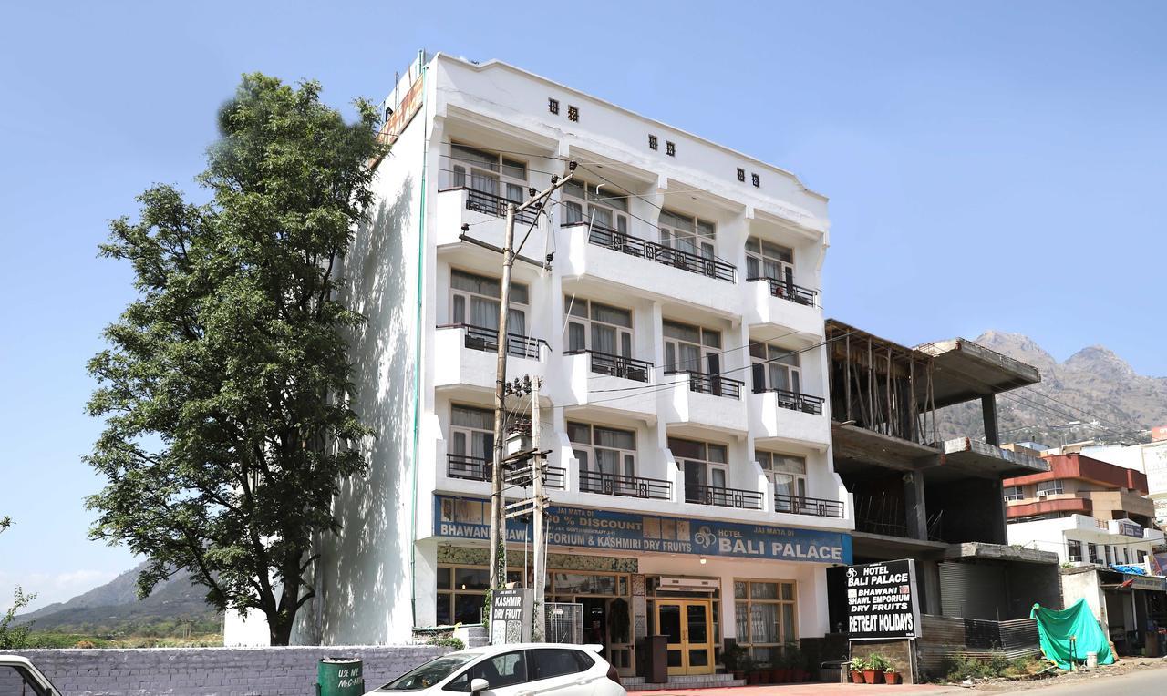 Oyo 22075 Hotel Bali Palace Katra  Ngoại thất bức ảnh