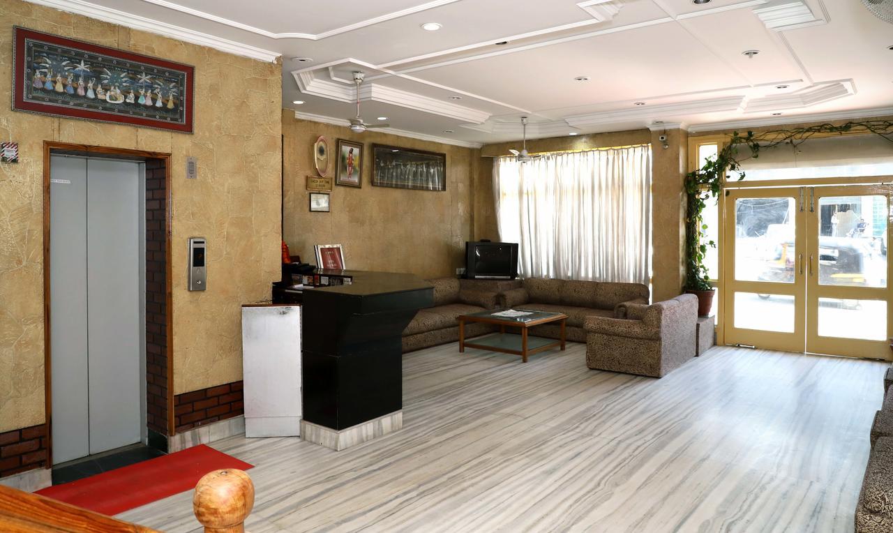 Oyo 22075 Hotel Bali Palace Katra  Ngoại thất bức ảnh