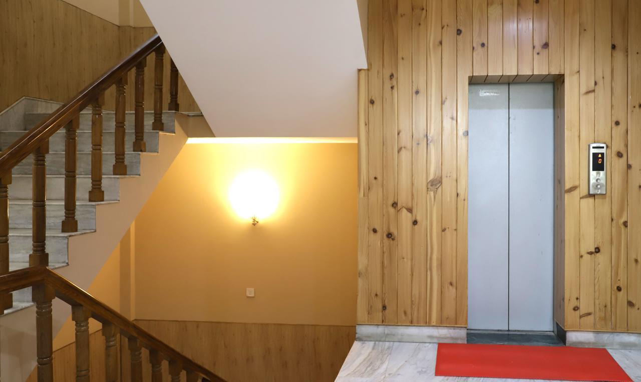 Oyo 22075 Hotel Bali Palace Katra  Ngoại thất bức ảnh
